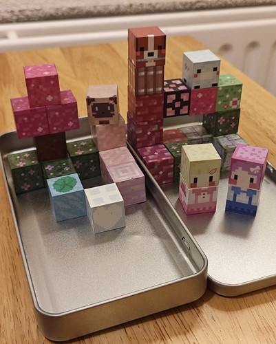 Minecraft style magnetic - style,